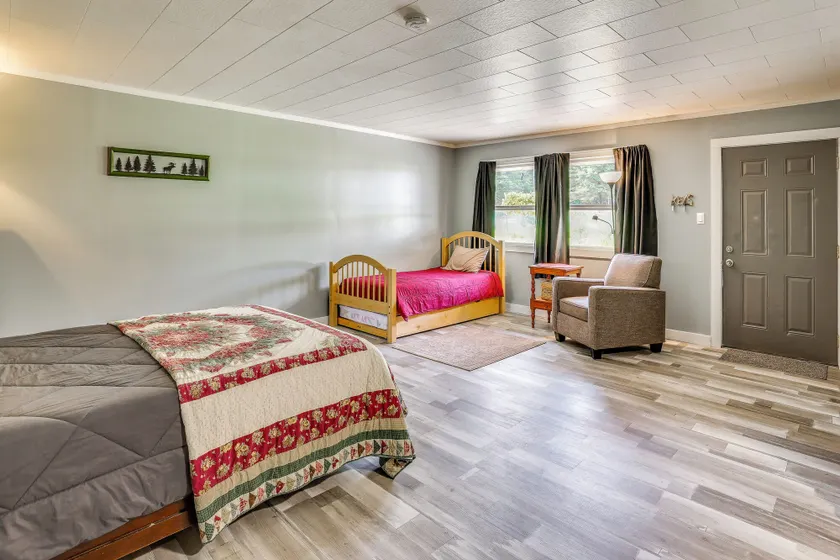 Walk to Main St & Schroon Lake! Cozy Upstate Gem - Image 1