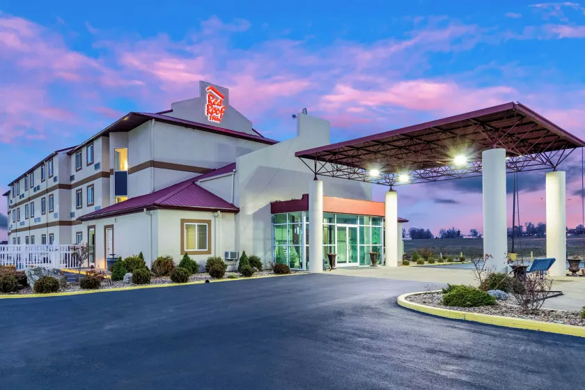 Red Roof Inn Georgetown, IN - Louisville West - Image 1