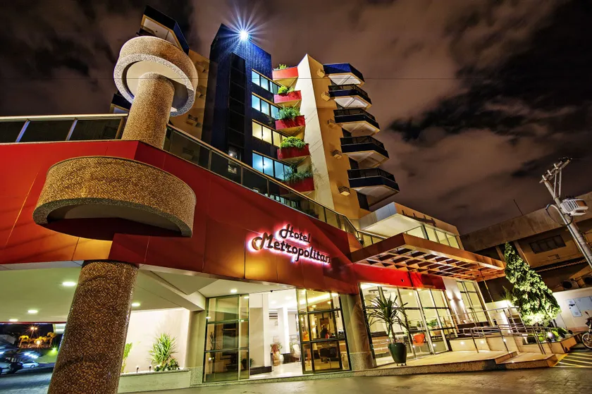 Hotel Metropolitan - Image 1
