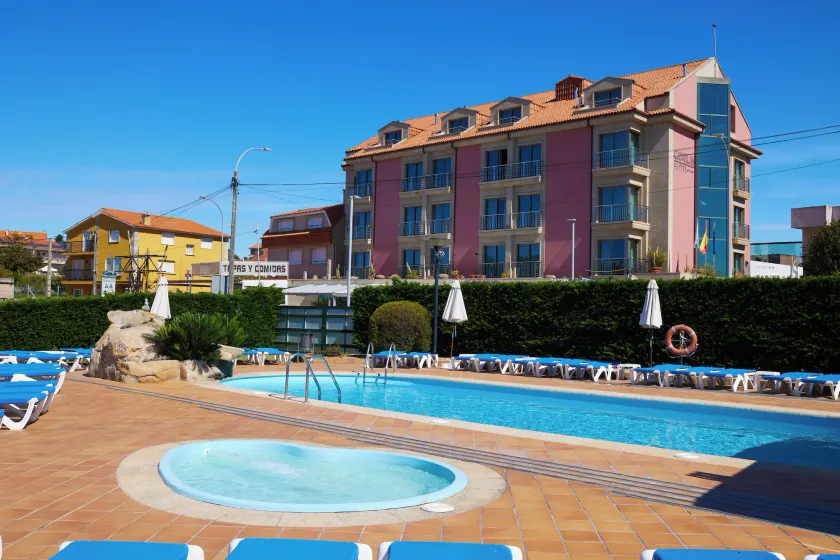 Hotel Canelas - Image 1