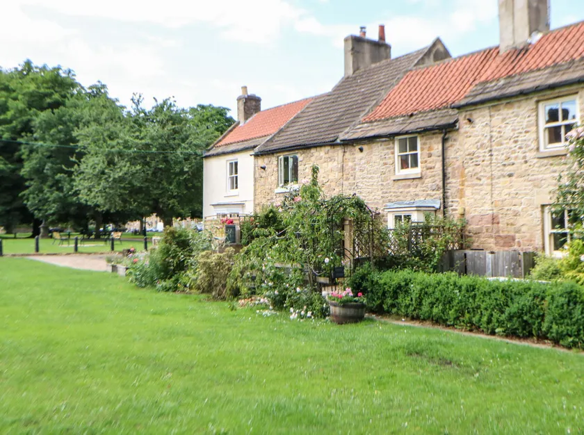 Sunny Cottage - Image 1
