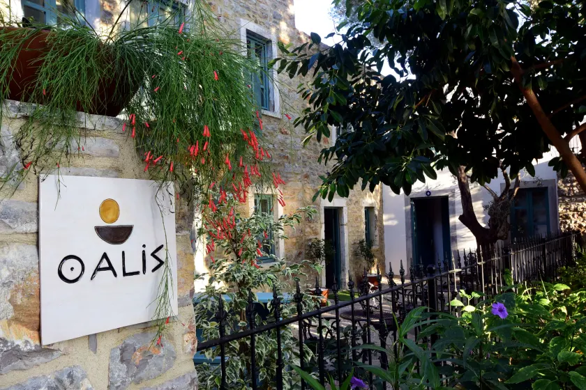 Oalis Boutique Hotel - Image 1
