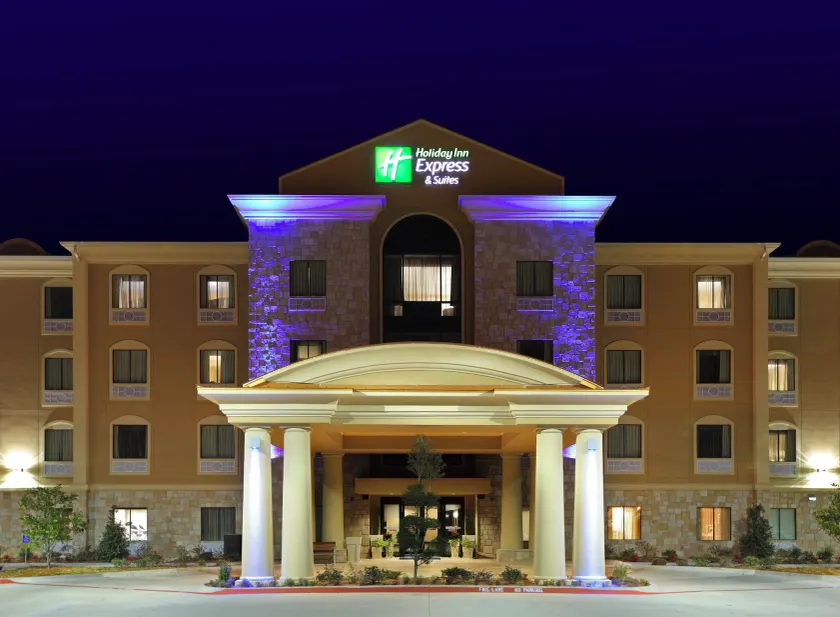 Holiday Inn Express Hotel & Suites Texarkana East by IHG - Image 1