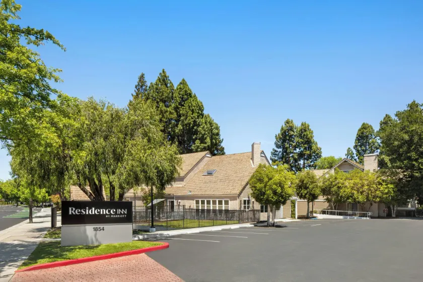 Residence Inn Palo Alto Mountain View - Image 1