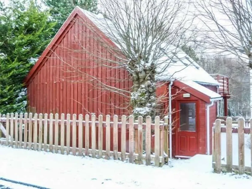 Strathavon Chalet - Image 1