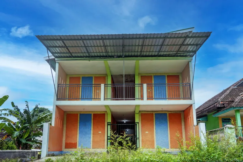 Hotel O Kemangi Asri Kost - Image 1
