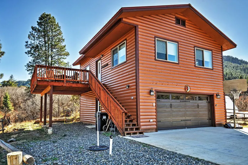 Pagosa Springs Escape with Deck, Hot Tub and Grill! - Image 1
