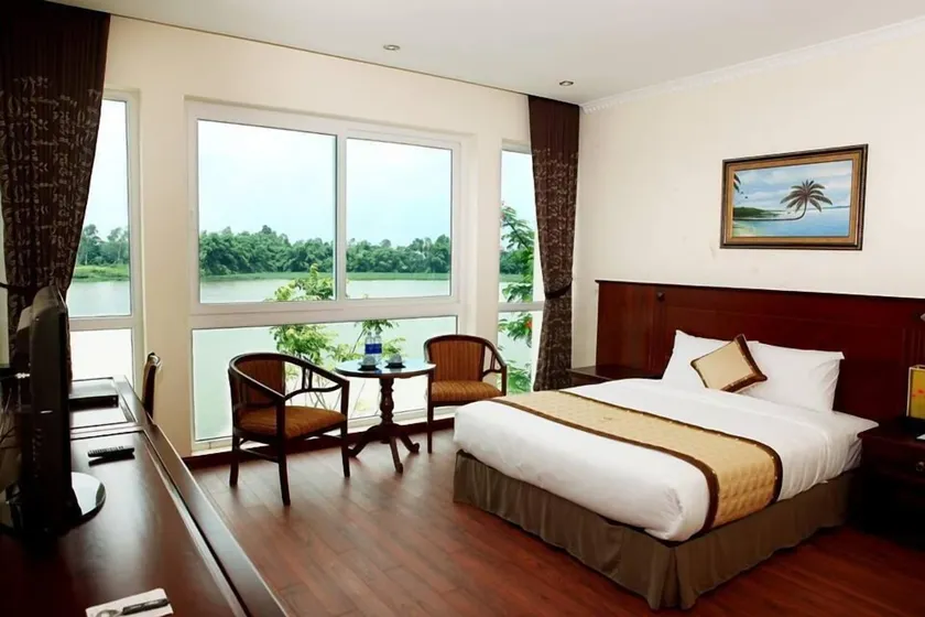 Song Hong Resort - Image 1