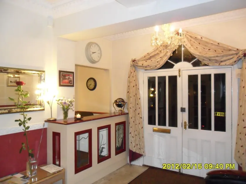 Relax Inn - Thorpe Lodge Hotel  - Mostrador de check-in y check-out