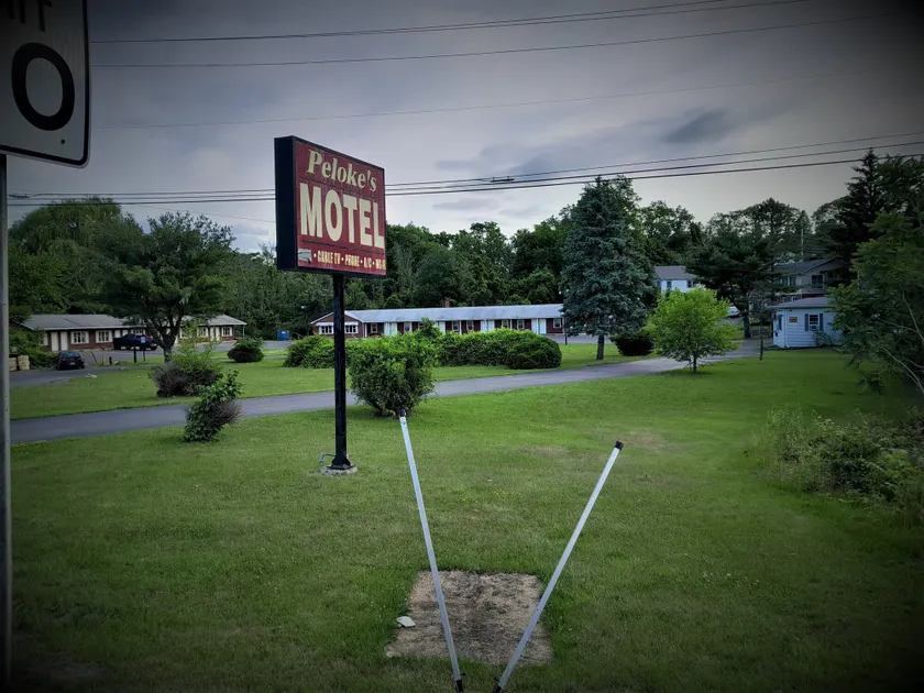 Peloke's Motel - Image 1