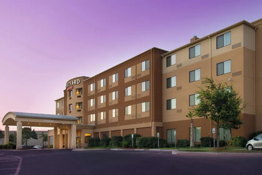 Courtyard by Marriott San Antonio Lackland - Image 1