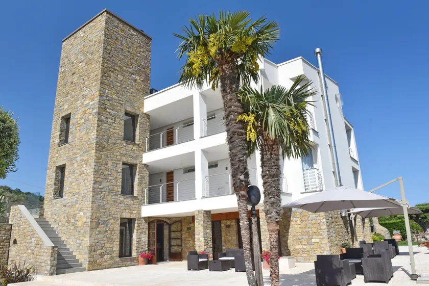 Torre Difyos - Image 1