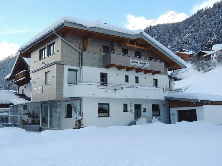 Gästehaus Alpina - Image 1