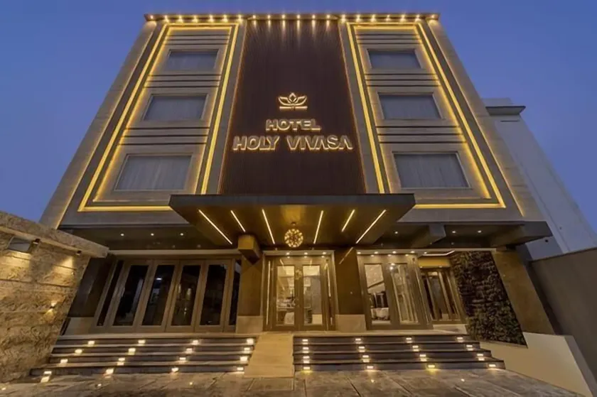 Hotel Holy Vivasa - Image 1