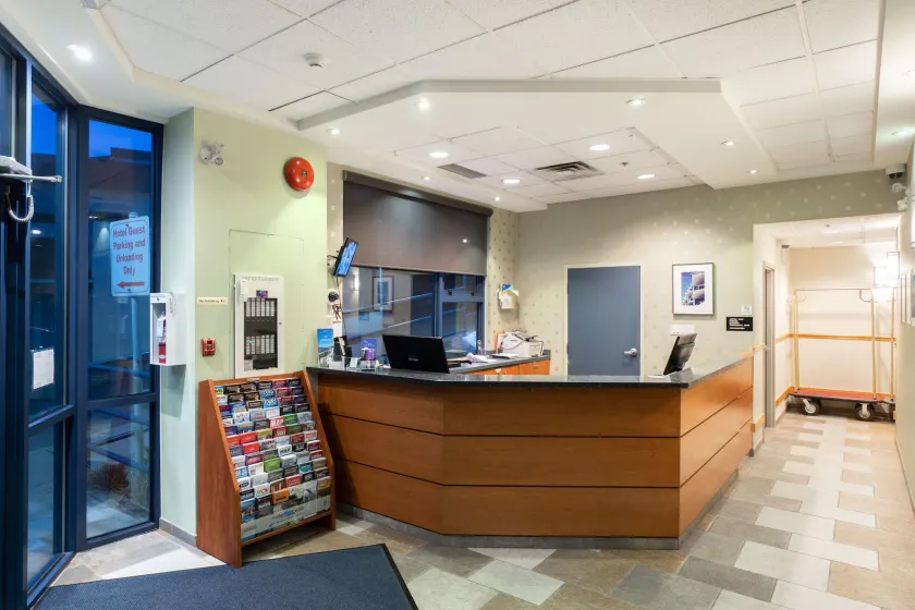 Ocean Promenade Hotel - Hall