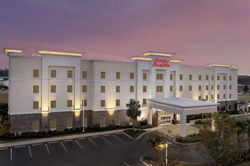 Hampton Inn & Suites Orangeburg - Image 1