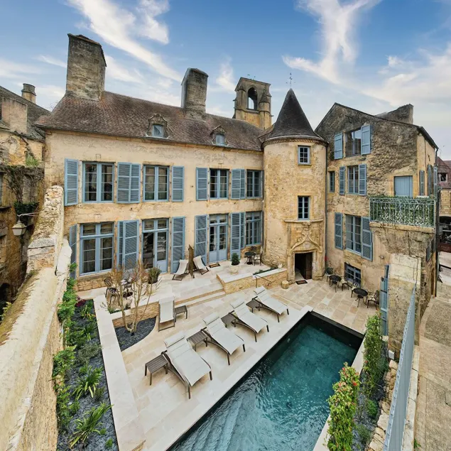 LE PETIT MANOIR - Image 1