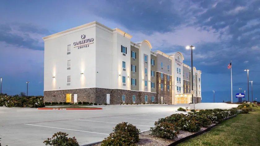 Candlewood Suites Waco by IHG - Image 1