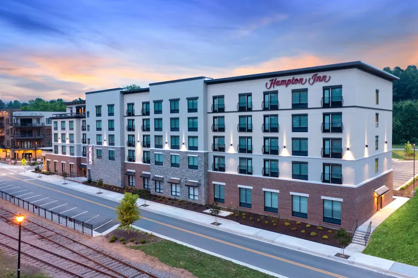 Hampton Inn Blue Ridge - Image 1