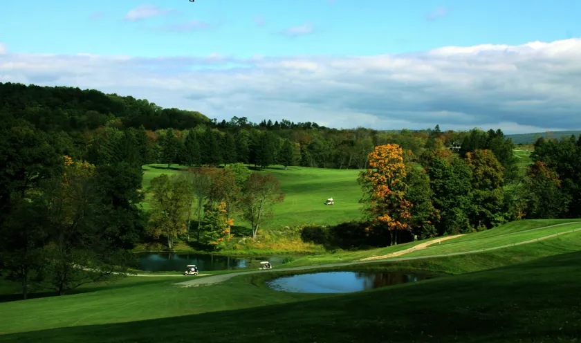Champion Lakes Golf Resort - Image 1