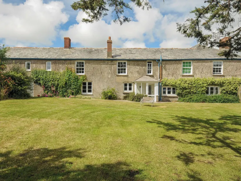 Lee Barton Farmhouse - Image 1