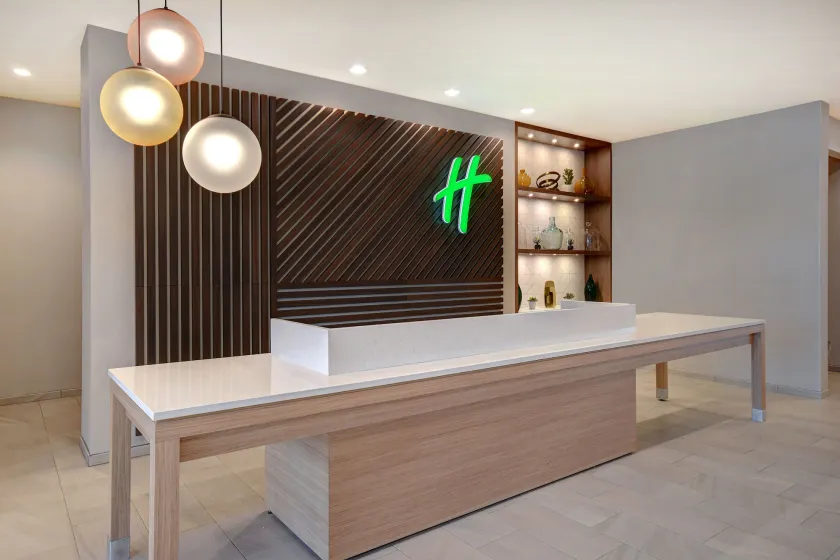 Holiday Inn - Erie by IHG - Hall