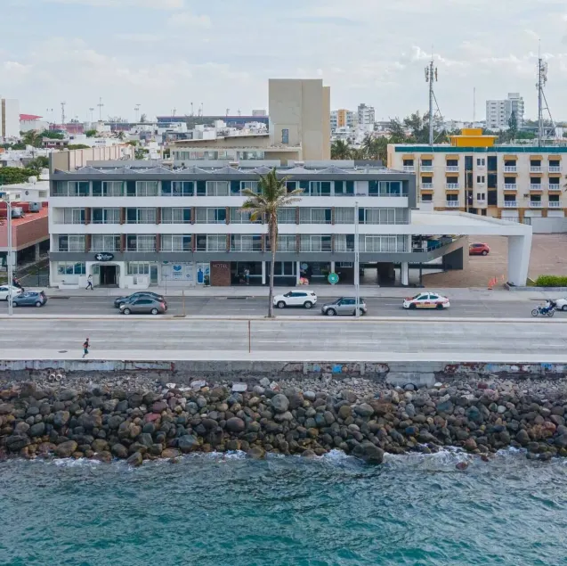 Hotel Costa Verde - Image 1