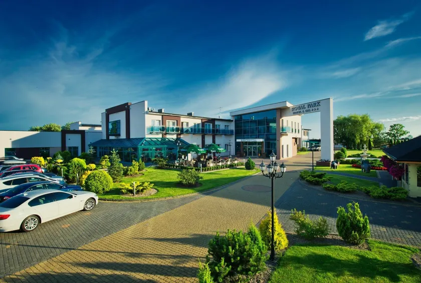 Royal Park Hotel & Spa - Image 1