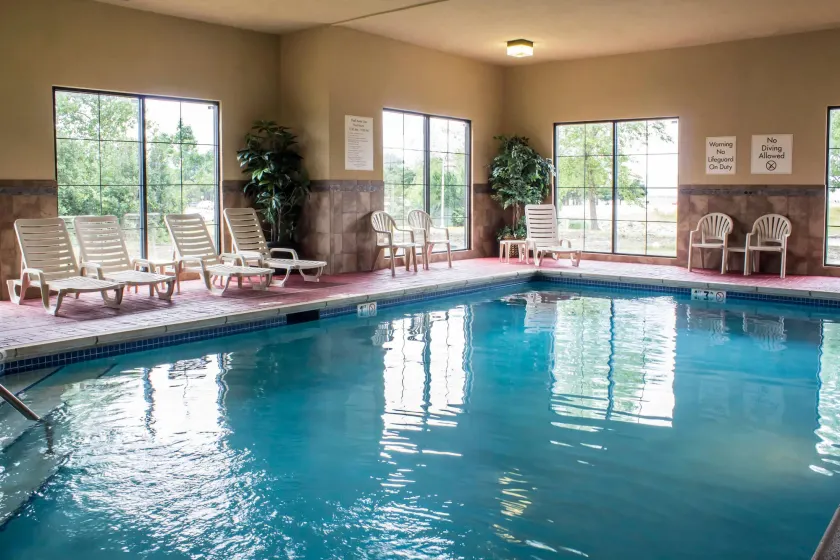 Econo Lodge Ankeny - Des Moines - Image 1