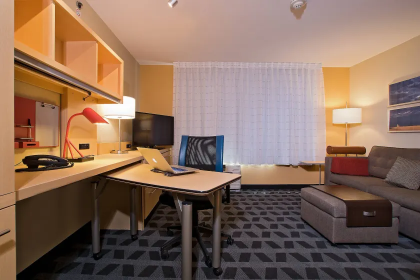 TownePlace Suites by Marriott Dodge City - Image 1