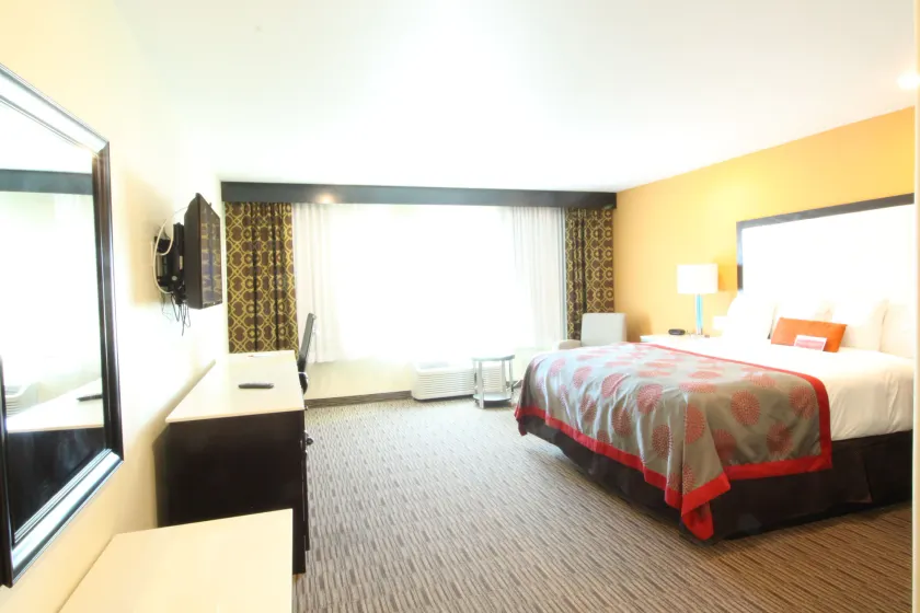 Ramada by Wyndham Culver City - Image 1