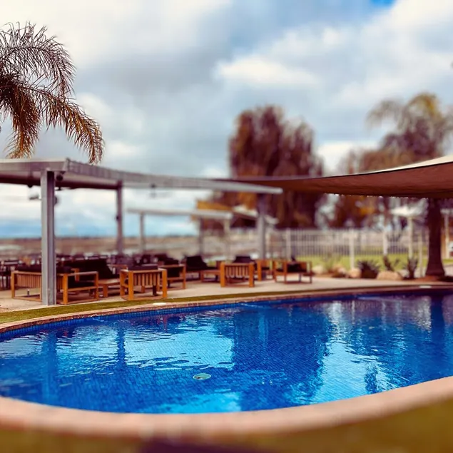 Lake Edge Resort - Image 1
