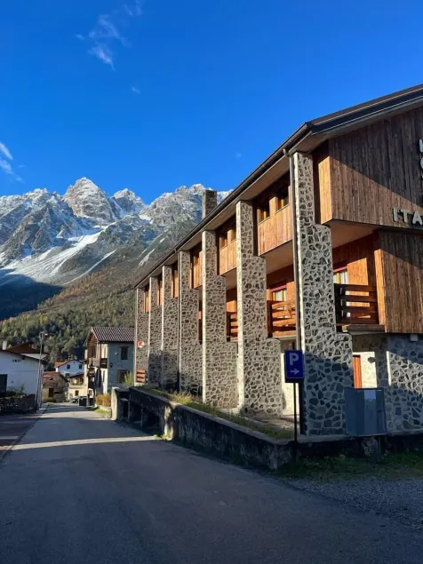 Hotel Italia - Image 1