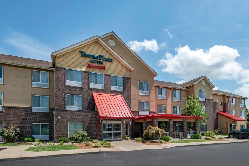 TownePlace Suites by Marriott Vincennes - Image 1