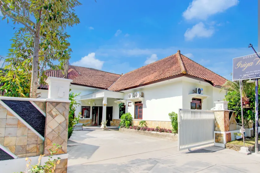RedDoorz Syariah at Griya Wisata Wonogiri - Image 1