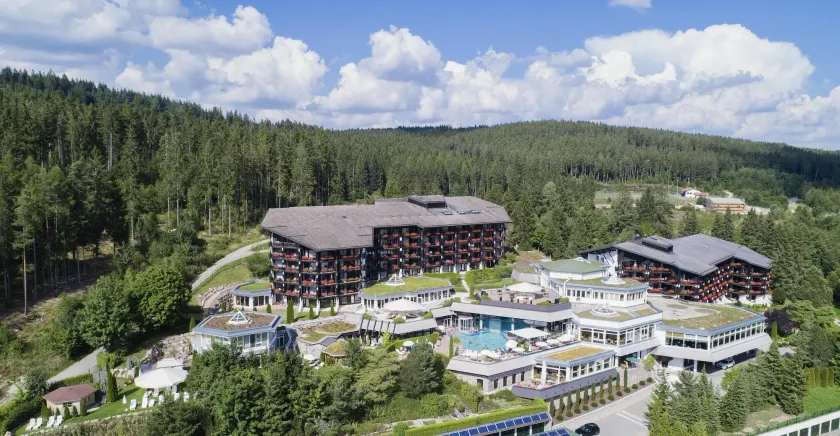 Hotel Vier Jahreszeiten am Schluchsee - Image 1