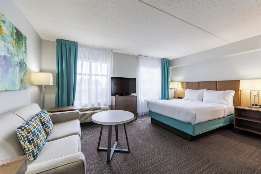 Staybridge Suites Guelph by IHG - Image 1