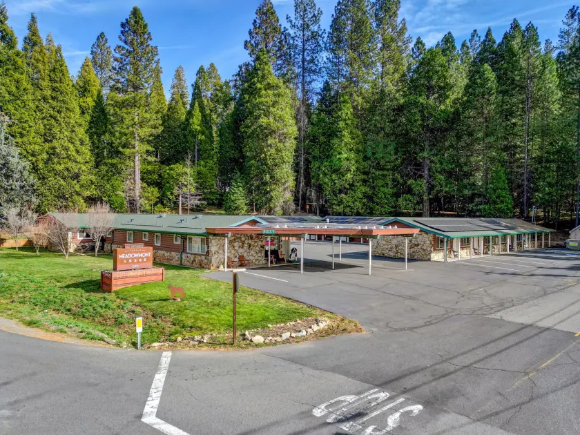 Arnold Meadowmont Lodge - Image 1