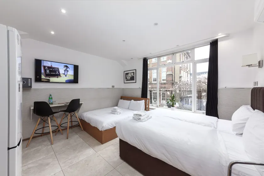 Argyle Apart Hotel - Image 1