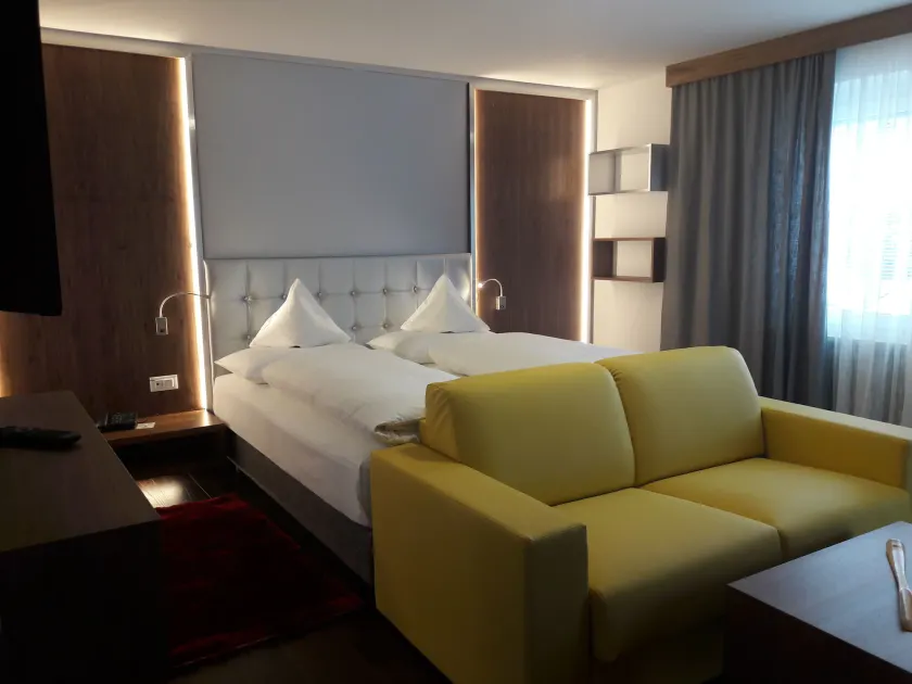 Ruster Resort - Image 1