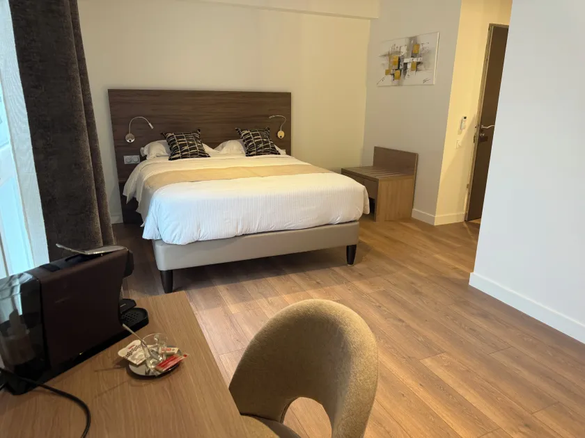 Logis Hotel Le Petit Casset - Image 1