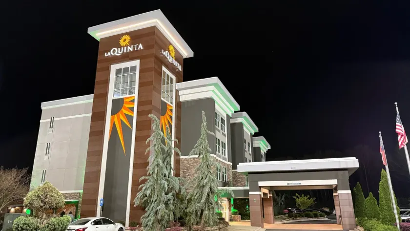 La Quinta by Wyndham Forsyth - Image 1