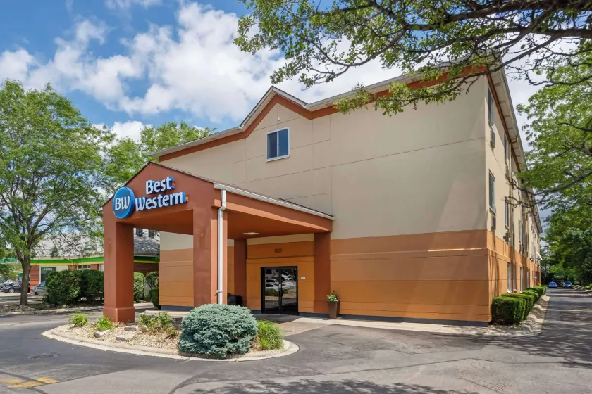 Best Western Des Plaines O'Hare - Image 1