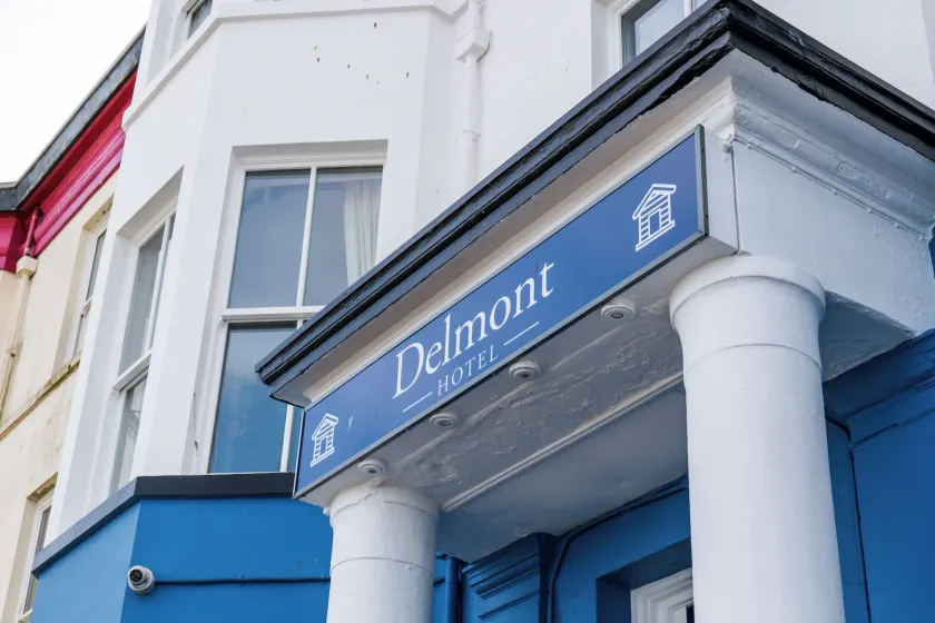 Delmont Hotel & View Restaurant - Image 1