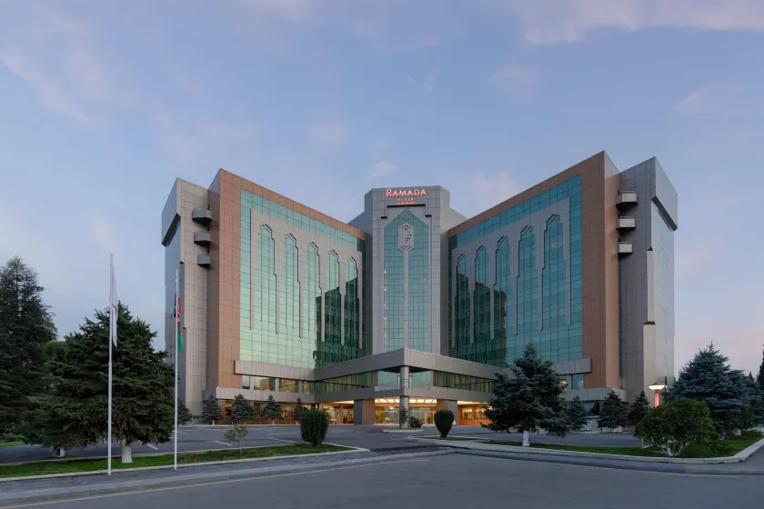 Ramada Plaza by Wyndham Gence - Image 1