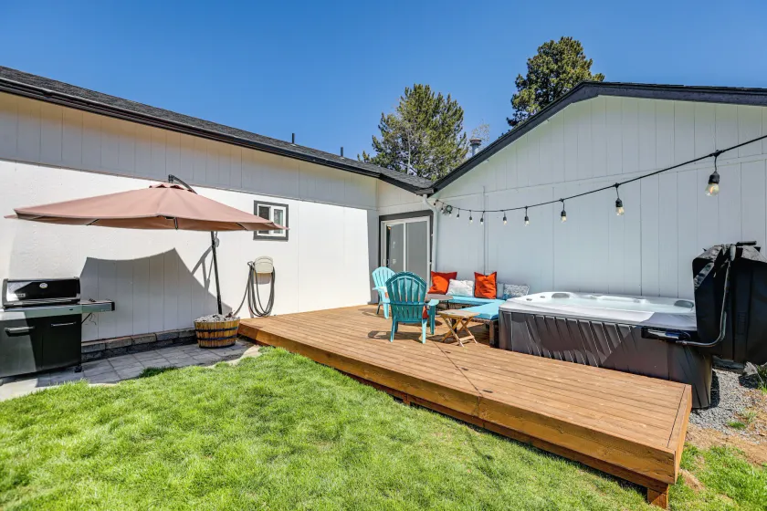 Family-friendly Home w/ Fire Pit in Bend! - Image 1