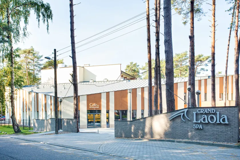 Grand Laola Spa - Image 1