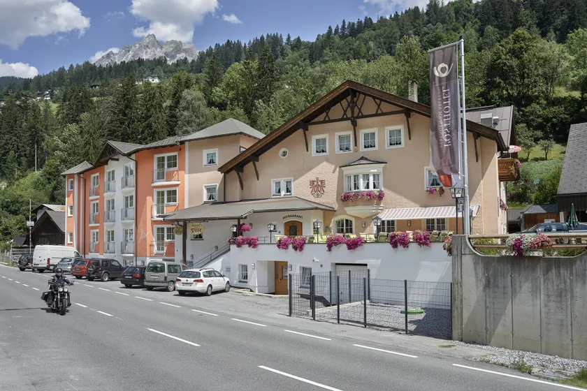 Posthotel Strengen am Arlberg - Image 1