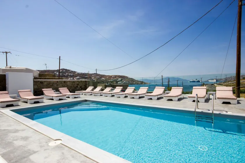 Anixi Hotel - Image 1