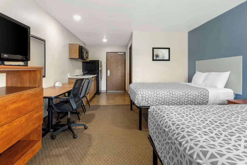 WoodSpring Suites Raleigh Garner - Image 1
